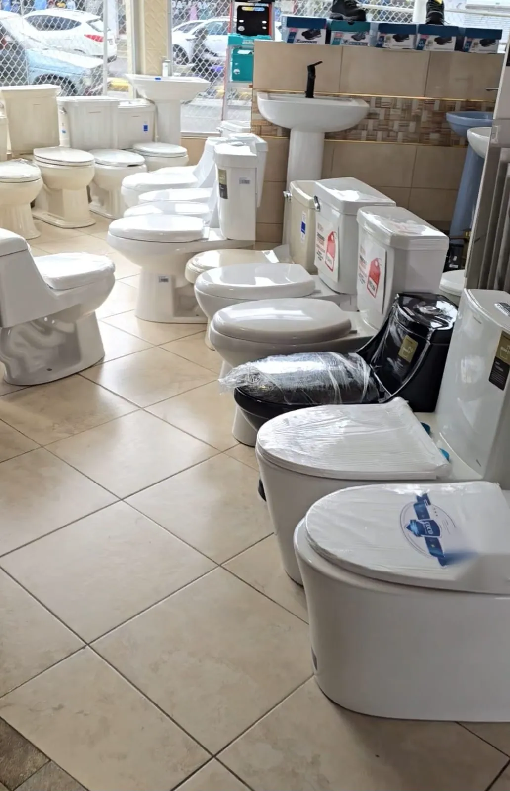 Sanitaires Disponibles en Showroom